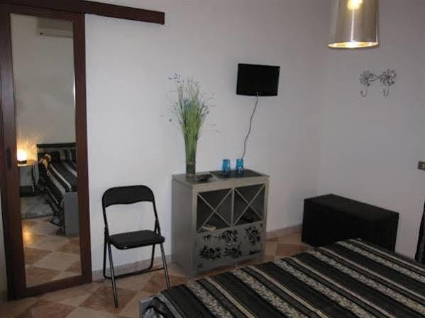 Magralu 2 B&B Алгеро Екстериор снимка
